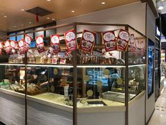面包甜点陈列柜-山崎面包(静安久光店)