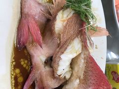 -四川小胡子海鲜(丁村万人海鲜广场店)