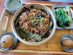 香菇滑鸡荷叶饭-雪姨手作(青年路店)