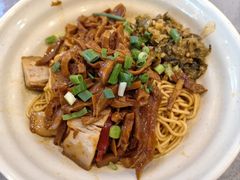 -佬钱湾仔(衣裳街店)