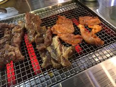 -马路牙子地桌烤肉(工体店)