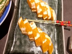 -铭牛烧肉·和牛海鲜自助(高新月牙湖店)