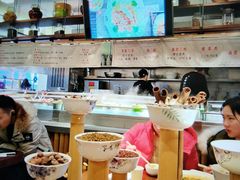 -成都你六姐·牛肉冒菜(城市集市合生汇店)