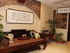 -莱蔻·圣灸堂·推拿艾灸(天山店)