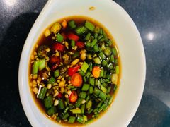 辣椒沾水-老来福·非遗酸汤兔(凯旋路店)