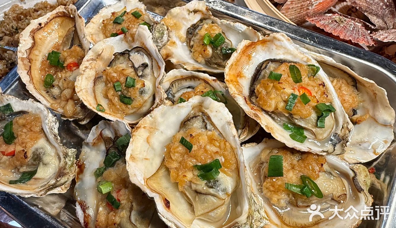 大连坠有特色的海鲜烧烤~有趣又好吃！！