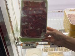 -牛小嫩串串火锅(老国贸总店)