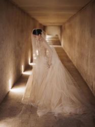 -Vera Wang婚纱礼服旗舰店
