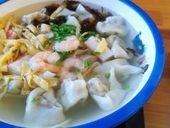 鲜虾馄饨-海昌极光餐厅