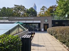 -星巴克(西藏路店)