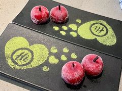 -海底捞火锅(新松江路生日主题店)