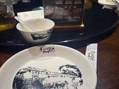 -东口码头·烧鸽子·鱼头泡饼·地方菜(金鹰悦城店)