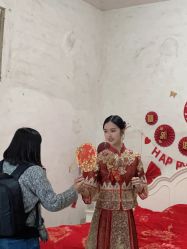 -莫小姐婚纱