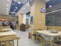 大堂-江城燕子大排档(江汉路步行街店)