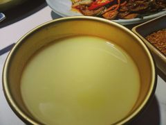 香蕉米酒-猪啊牛呀羊啊水煮肉