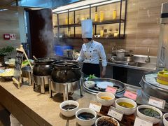 自助取餐区-天骄国际酒店·布拉格西餐厅(白石湖店)