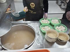 厨房-周震馄饨