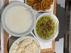 -老乡鸡(上海白玉兰广场店)