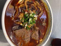-粉吖吖·邵阳米粉(体育西路店)