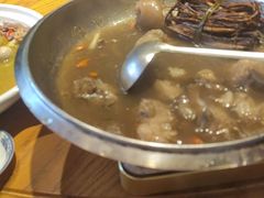 -头上红煨盐鸡·非遗院子餐厅