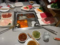 -海底捞火锅鲜切牛肉主题店(长寿路店)