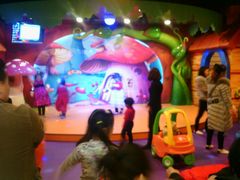 -酷洛小镇(步步高新天地购物广场店)