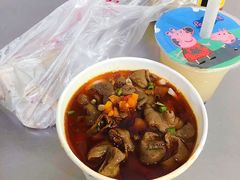 -中山牛肉肥肠粉面馆(军工社区店)