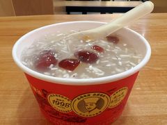 -江三王记牛杂馆(总店)