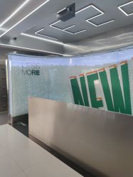 -LESSMORE科技头皮理容中心