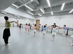 -中央芭蕾舞团·中芭艺蕾(酒仙桥明星校区)