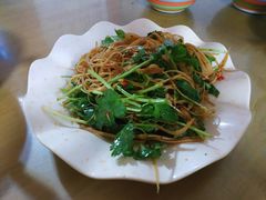 -烂厅下牛肉汤