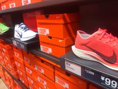 -NIKE上海青浦优选体验店