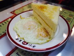 西煎雙蛋牛油多士-华星冰室(湾仔店)