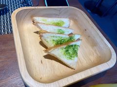 餐前面包-West10 西拾·西餐厅·创意菜(未来科技城店)