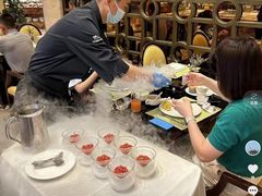 -万达瑞华酒店美食汇自助餐厅(楚河汉街店)