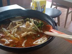 -八一好吃街·高品美食广场