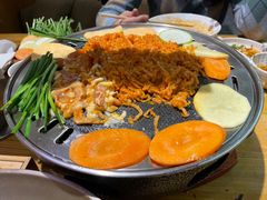 -大叔家的烤肉店·活鳗鱼(建筑大学店)