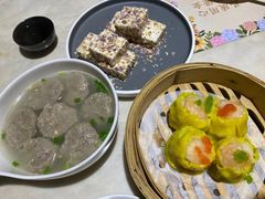 -隆隆金大茶楼(地王广场店)
