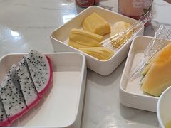 -涨巢·潮玩水疗局