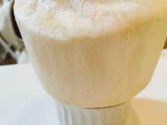 -志龙皇冠吃货椰子铺