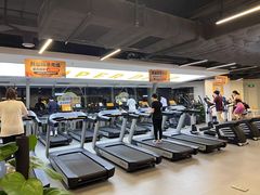 -超鹿运动(达信大厦店)