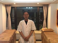 -张钰强中医正骨推拿连锁(华发商都店)