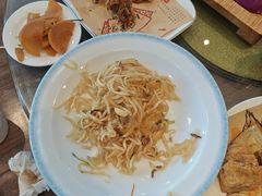 -今鲜源酒店·海鲜锅贴青岛菜(新湛路店)