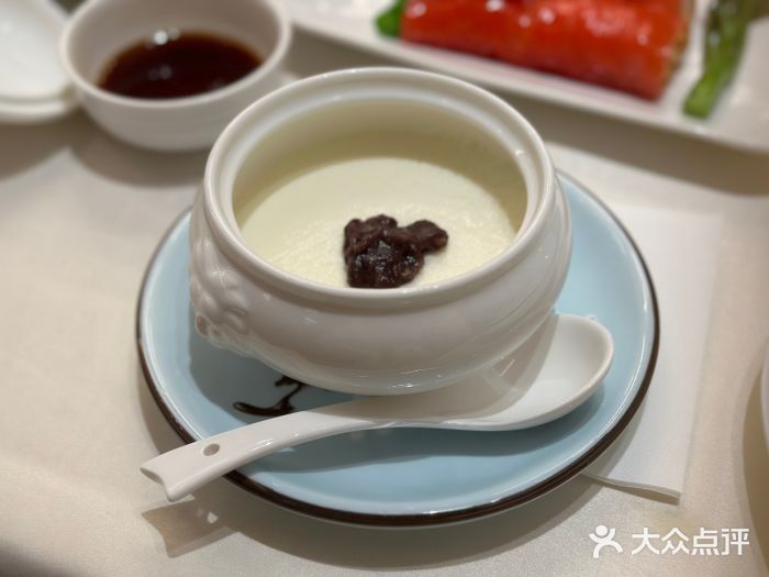 香港狮子山下·明星粤菜餐厅(北苑店)顺德红豆双皮奶图片