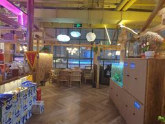 -六福酒馆(秦隆步行街店)