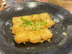 -披云山庄