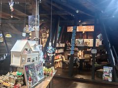 -良友书坊(安徽路店)