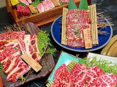 -山川小町·极番烧肉(新地假日广场店)