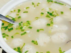 小船黄花鱼丸汤-小船渔村•大连菜•大连焖鱼(黄河路店)