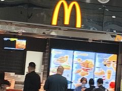 -麦当劳(北京大兴机场二层国内到达(安检外)店)